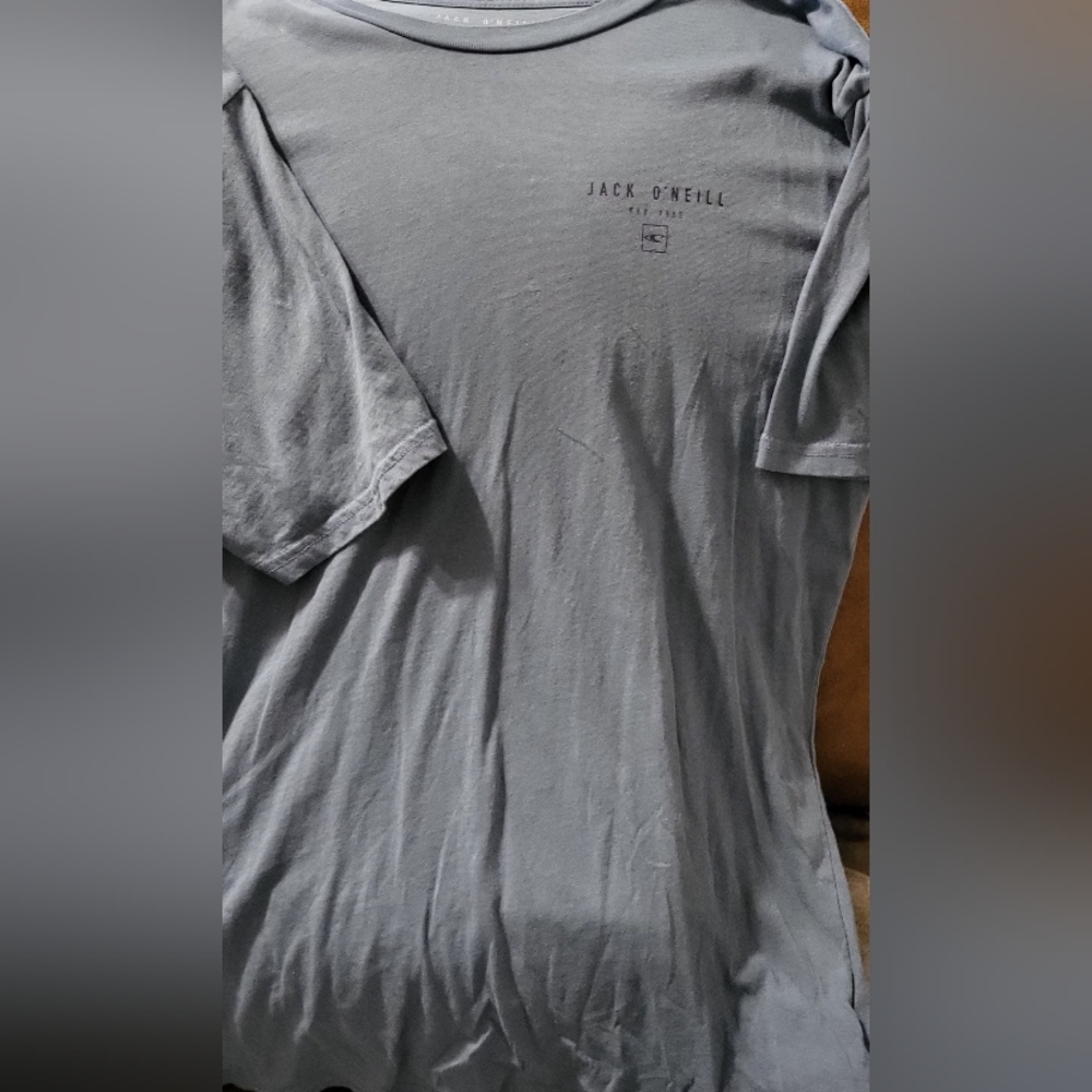 Jack oneill tee size medium very nice.